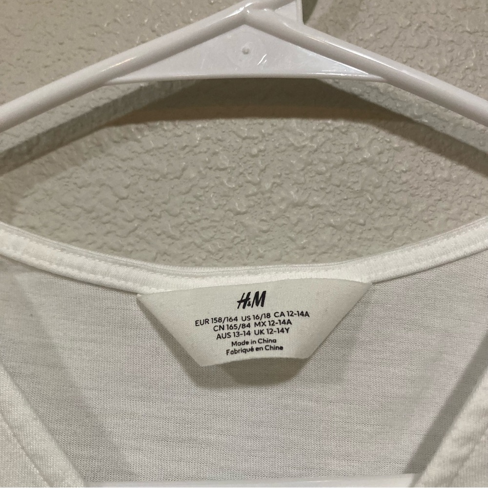 H&M tops - Picture 5 of 10